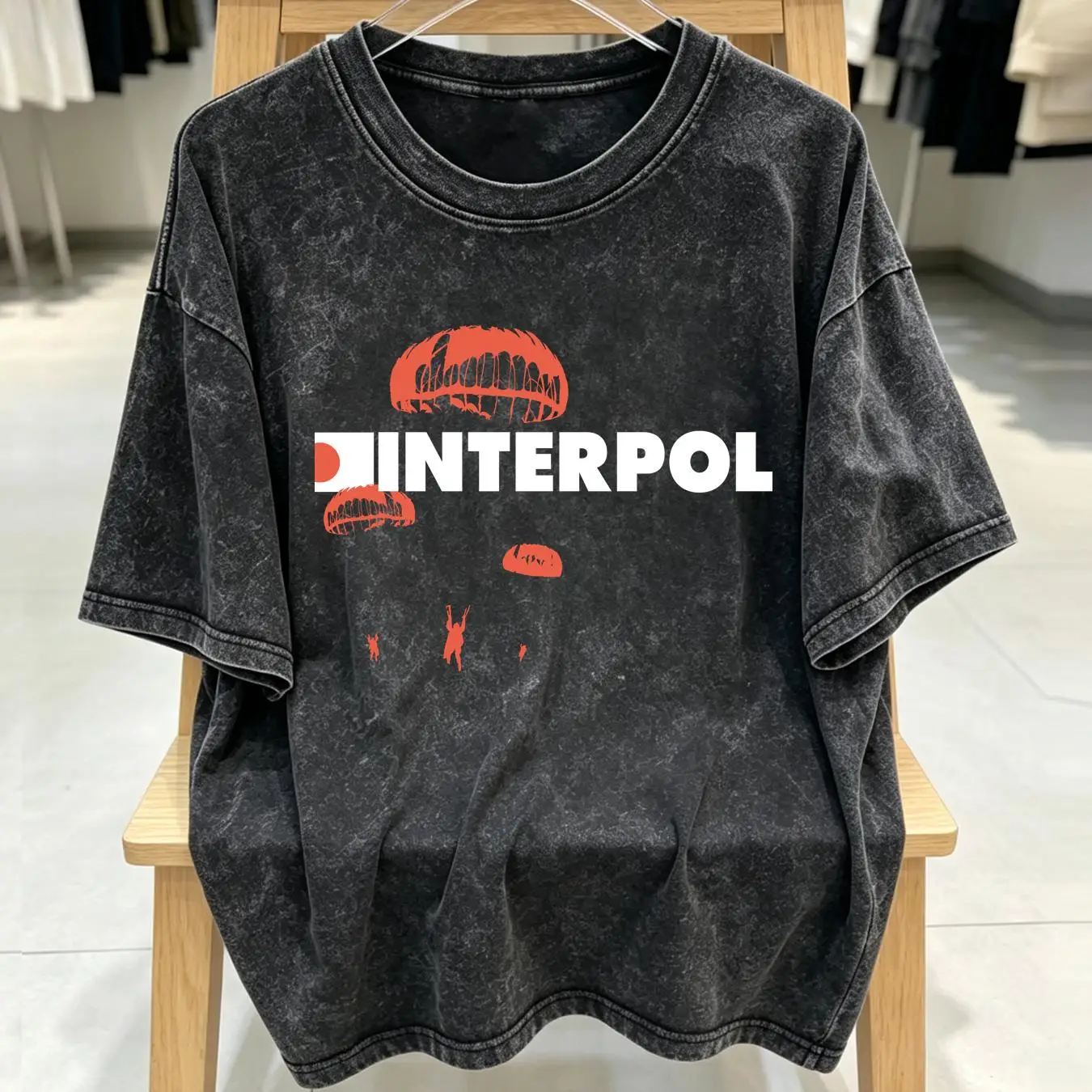Streetwear Brand Vintage - Camiseta lavada de la banda Interpol,